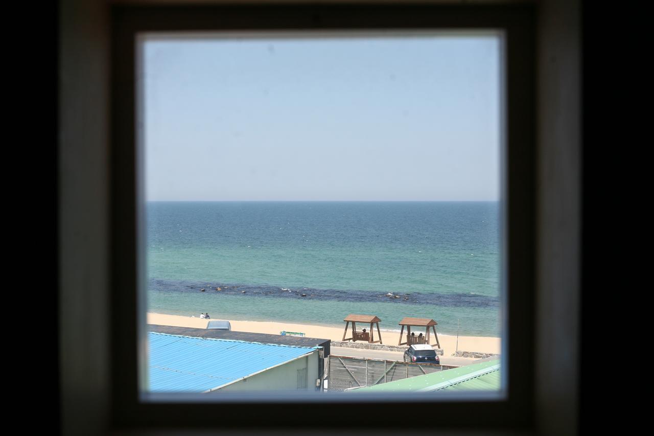 Hotel Capsule In Gangneung Exterior foto